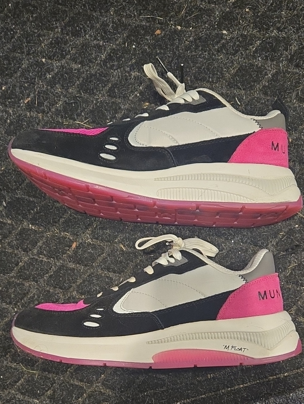 MUNICIPAL ORIGIN SIZE 10 Pink & Black Low-Top Athletic Sneakers